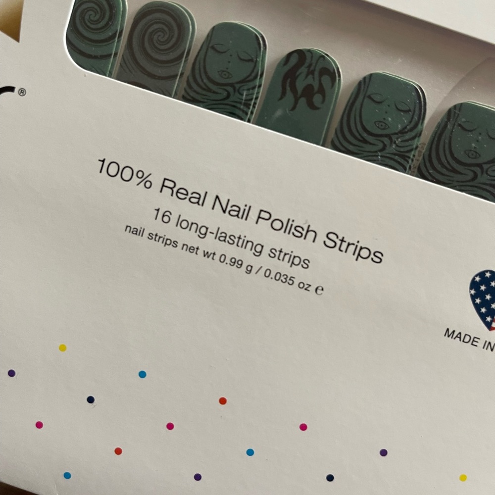 Color street nail polish strips